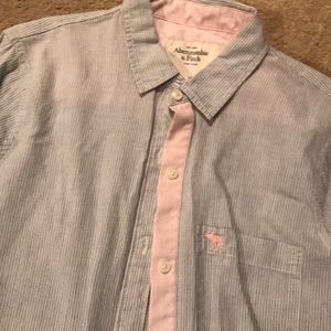 Abercrombie & Fitch button down woman’s shirt